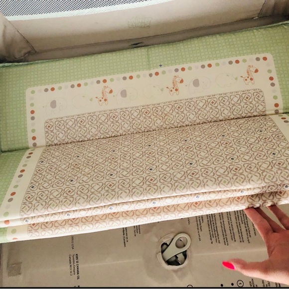 Baby bed two level with a lot storage - Picture 11 of 14